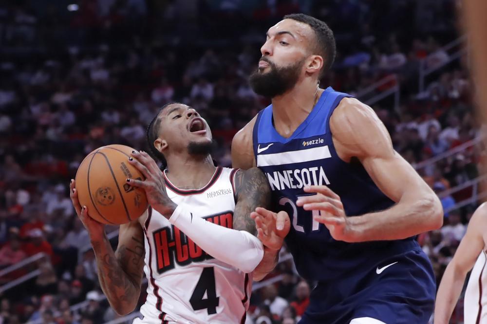 明对比的是 明对比的是