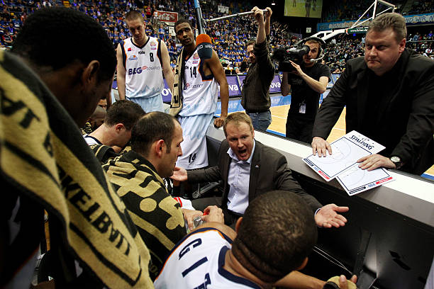 球队厚实的 球队厚实的